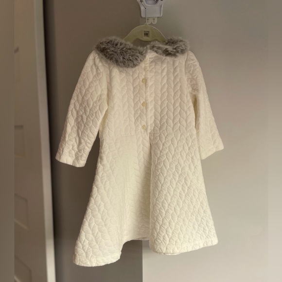 Janie and Jack white dress with gray faux fur neckline - size 4 year old - Picture 3 of 3